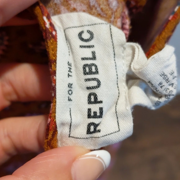 For the Republic Maxi Dress - Picture 5 of 6